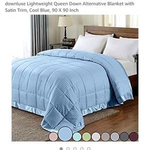 Downluxe blanket